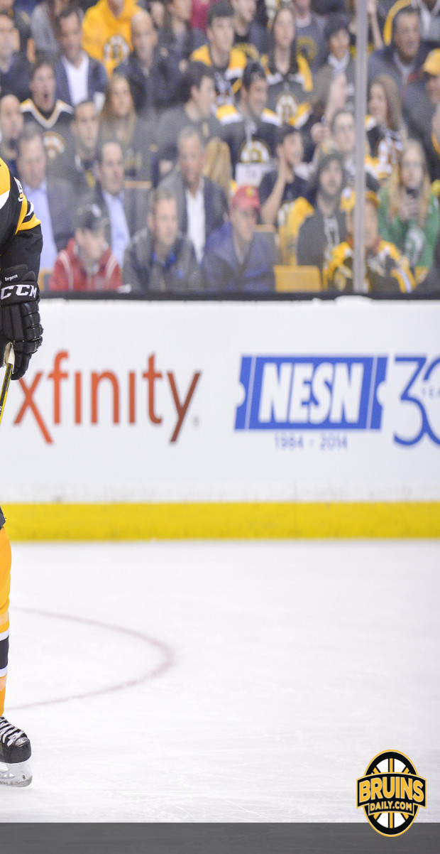 Bergeron nets a pair, continues goal streak