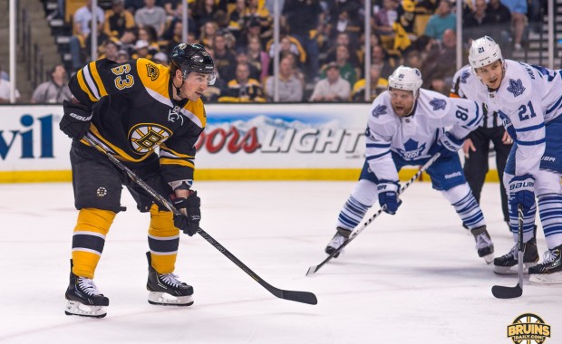 Maple Leafs turn tables on Bruins in 6-1 drubbing
